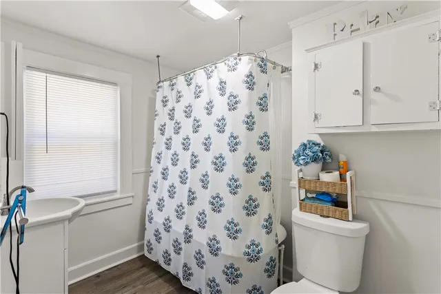 $2,300 | 476 Providence Street, Unit 1, West Warwick, RI 02893