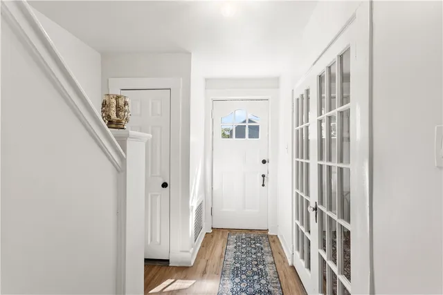 $2,300 | 476 Providence Street, Unit 1, West Warwick, RI 02893