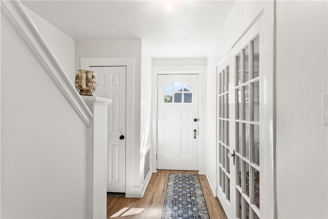 476 Providence Street, Unit 1 West Warwick, RI 02893 - Photo 18 of 31