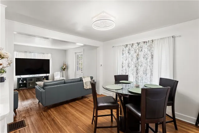 $2,300 | 476 Providence Street, Unit 1, West Warwick, RI 02893