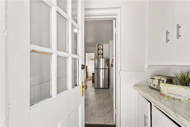 $2,300 | 476 Providence Street, Unit 1, West Warwick, RI 02893