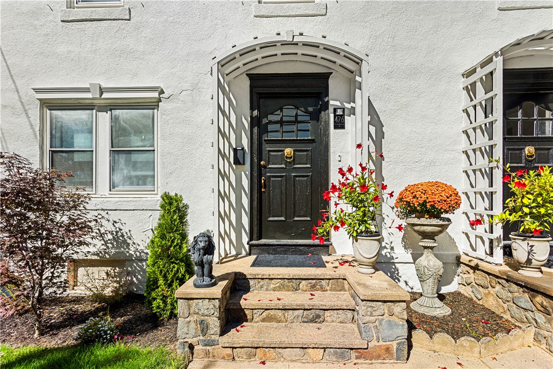 476 Providence Street, Unit 1 West Warwick, RI 02893 - Photo 30 of 31