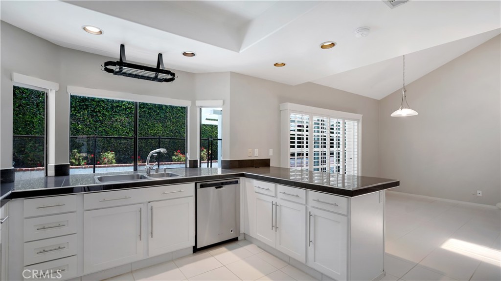 6 Morris Road Irvine, CA 92620 - Photo 18 of 58