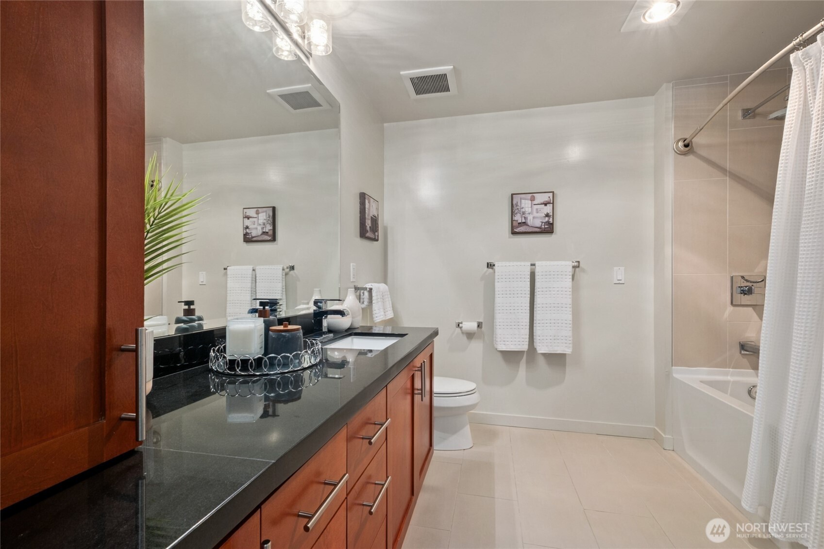 15100 6th Avenue Southwest, Unit 325 Burien, WA 98166 - Photo 10 of 22