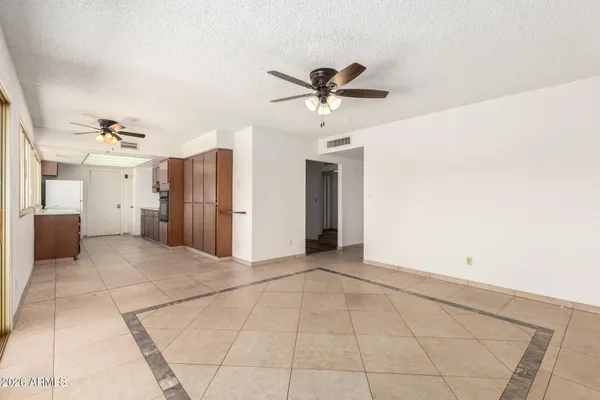$2,695 | 4013 South Hazelton Lane, Tempe, AZ 85282
