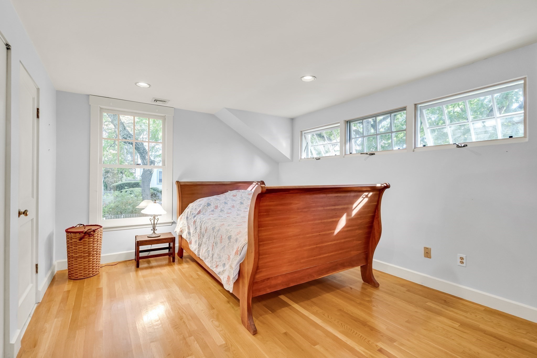 36 Warwick Road Watertown, MA 02472 - Photo 12 of 26 Gallery Image 12