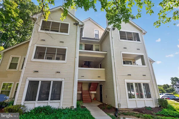 $2,200 | 4436 Lord Loudoun Court, Unit 145, Upper Marlboro, MD 20772
