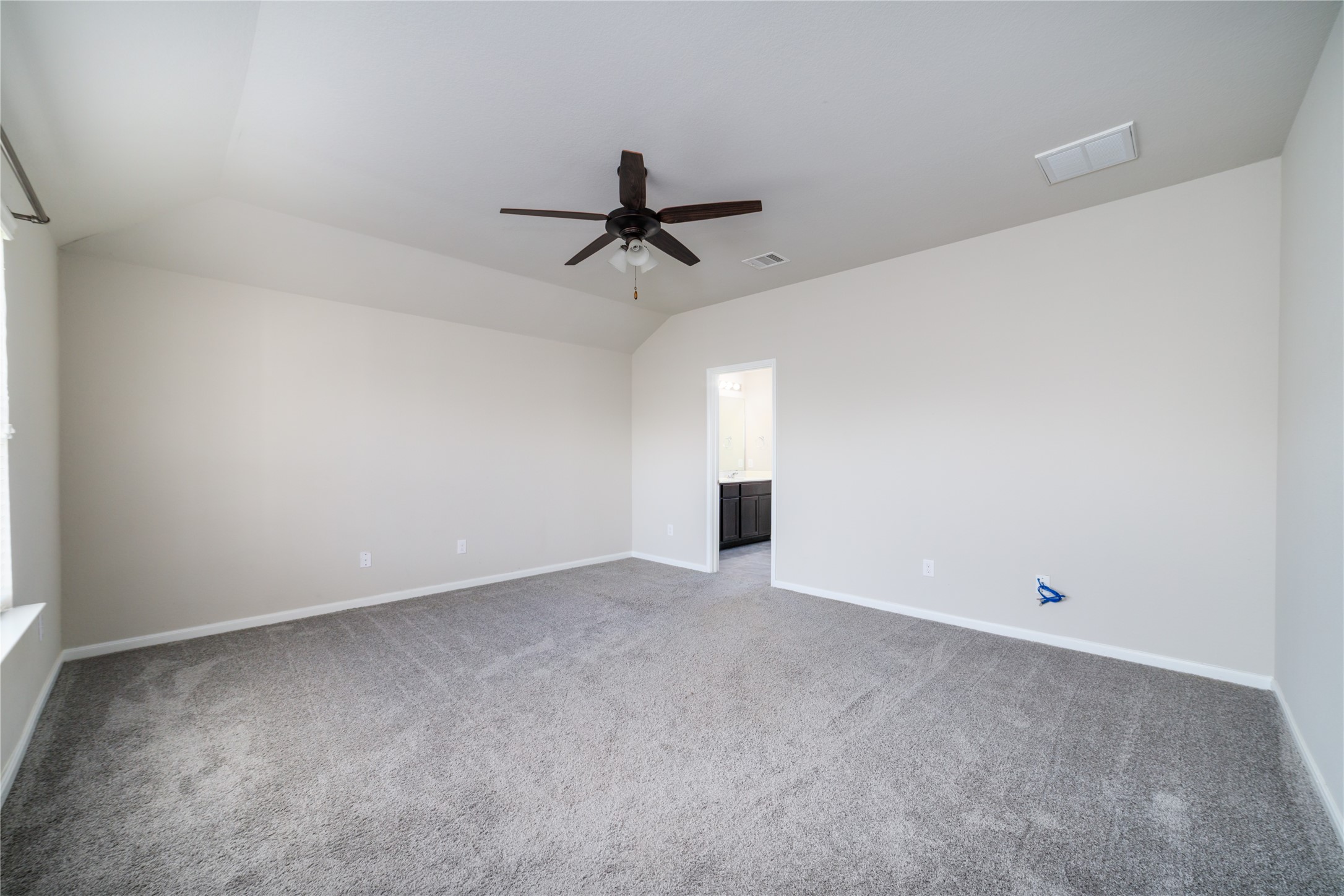 8307 Oakleaf Meadow Court Rosharon, TX 77583 - Photo 17 of 39 a view of an empty room