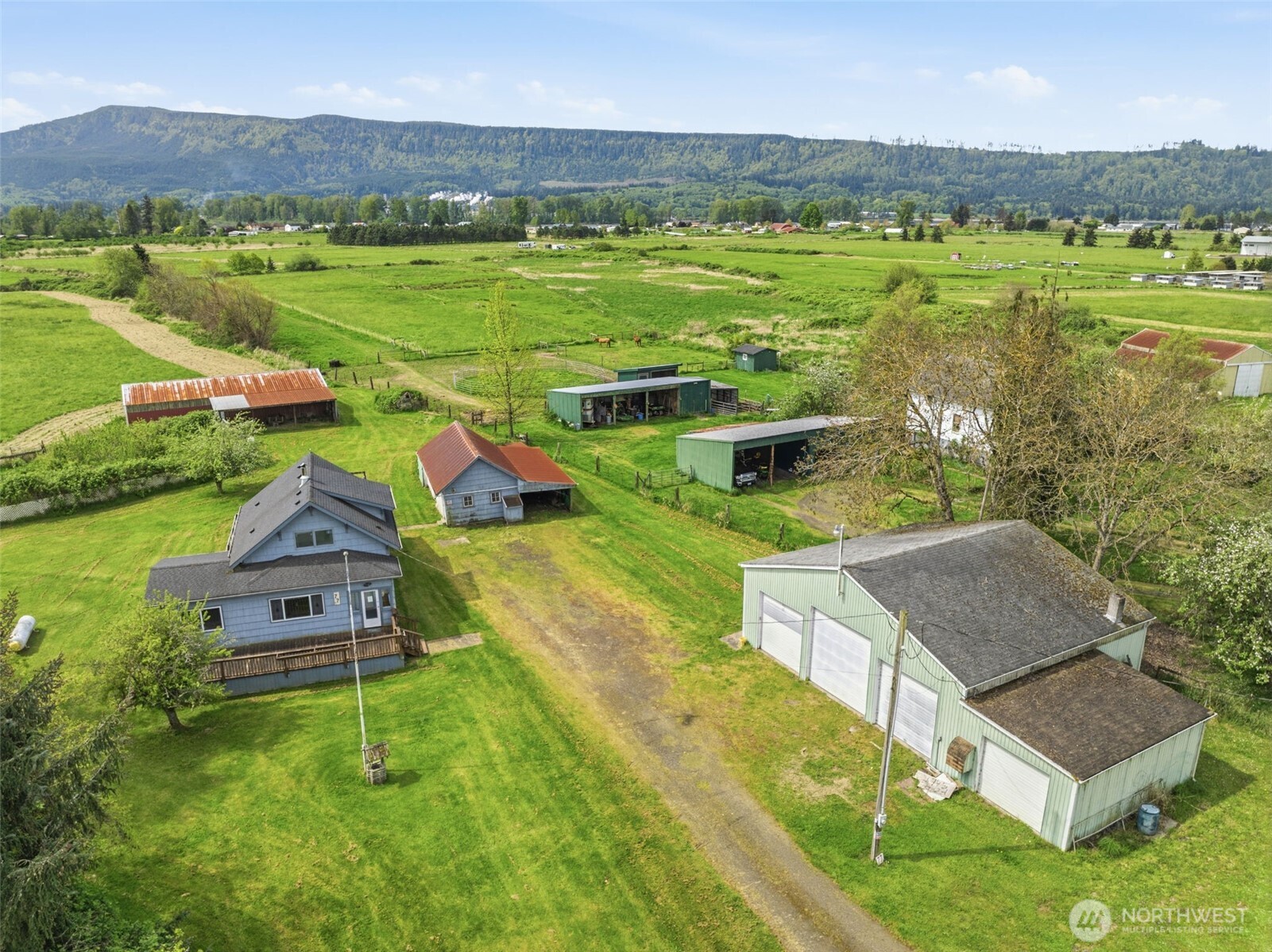 77 South Welcome Slough Road Cathlamet, WA 98612 - Photo 6 of 40