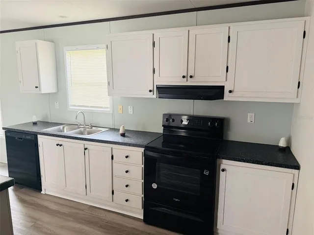 $214,900 | 21830 Southeast 66th Street, Morriston, FL 32668