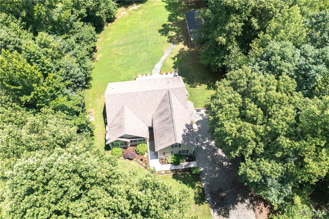4672 Bell Road Powhatan, VA 23139 - Photo 6 of 34 Gallery Image 6