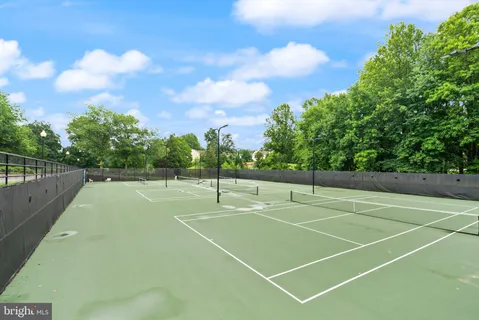 $795,000 | 3855 Inverness Road, Fairfax, VA 22033