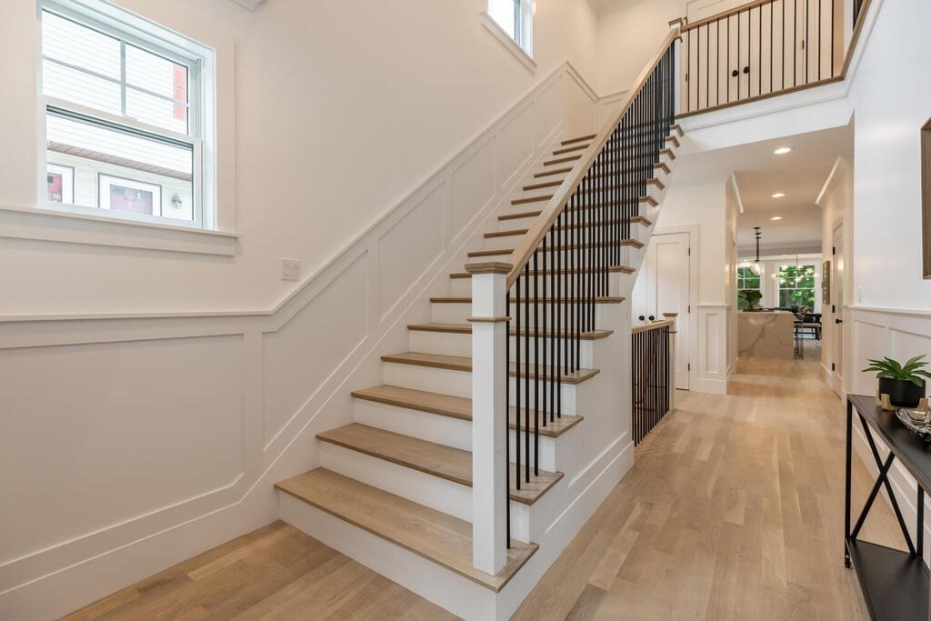 19 Thurston Road Newton, MA 02464 - Photo 13 of 31 Gallery Image 13
