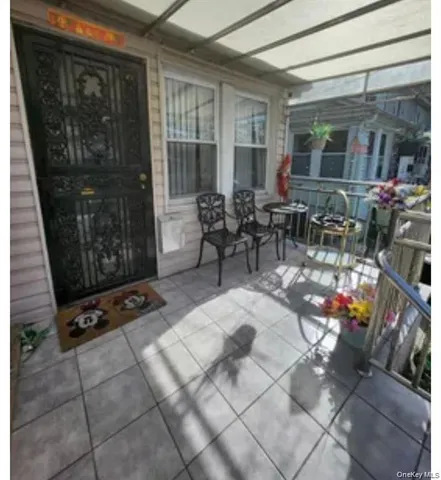 a outdoor space with the view of the apartment