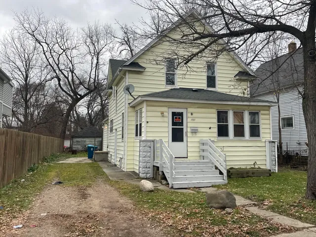 $89,900 | 1517 East Stockbridge Avenue, Kalamazoo, MI 49001