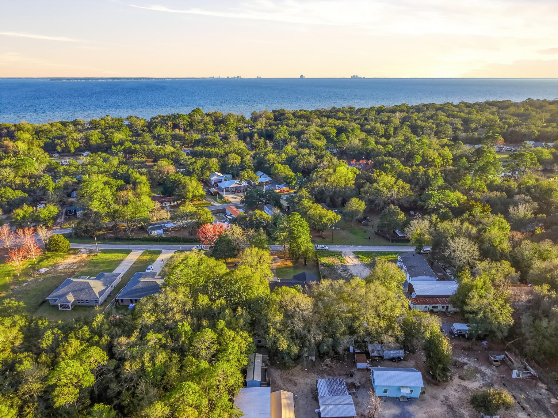 271 Willow Avenue Freeport, FL 32439 - Photo 10 of 57 271 Willow Avenue
