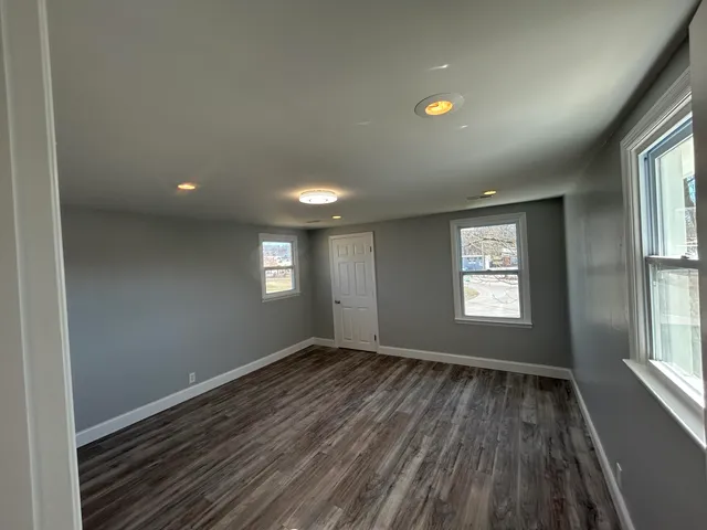 $2,200 | 7505 Lee Highway, Chattanooga, TN 37421