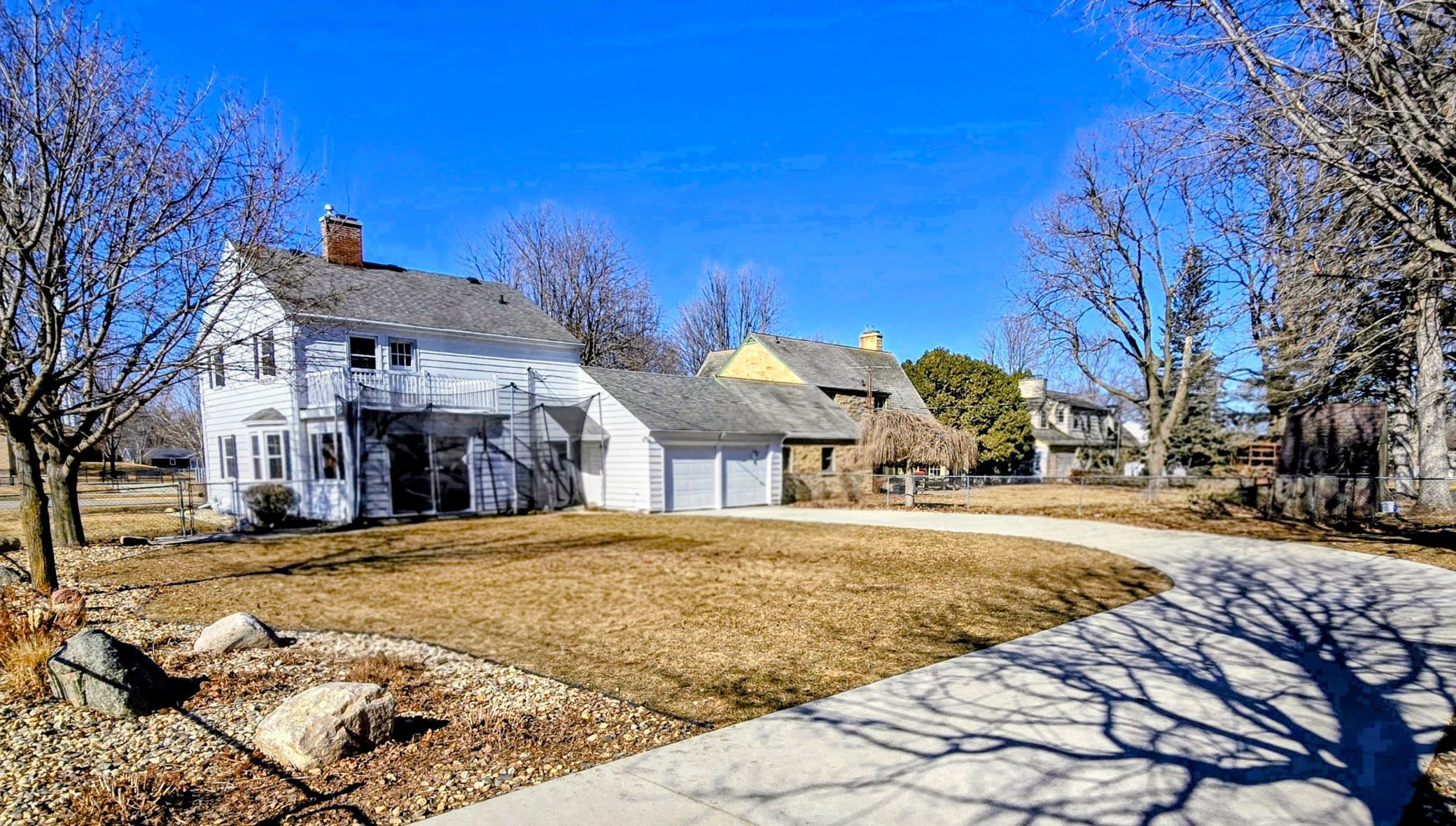 831 4th Avenue Southwest Pipestone, MN 56164 - Photo 2 of 50