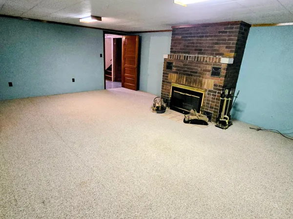 $240,000 | 831 4th Avenue Southwest, Pipestone, MN 56164