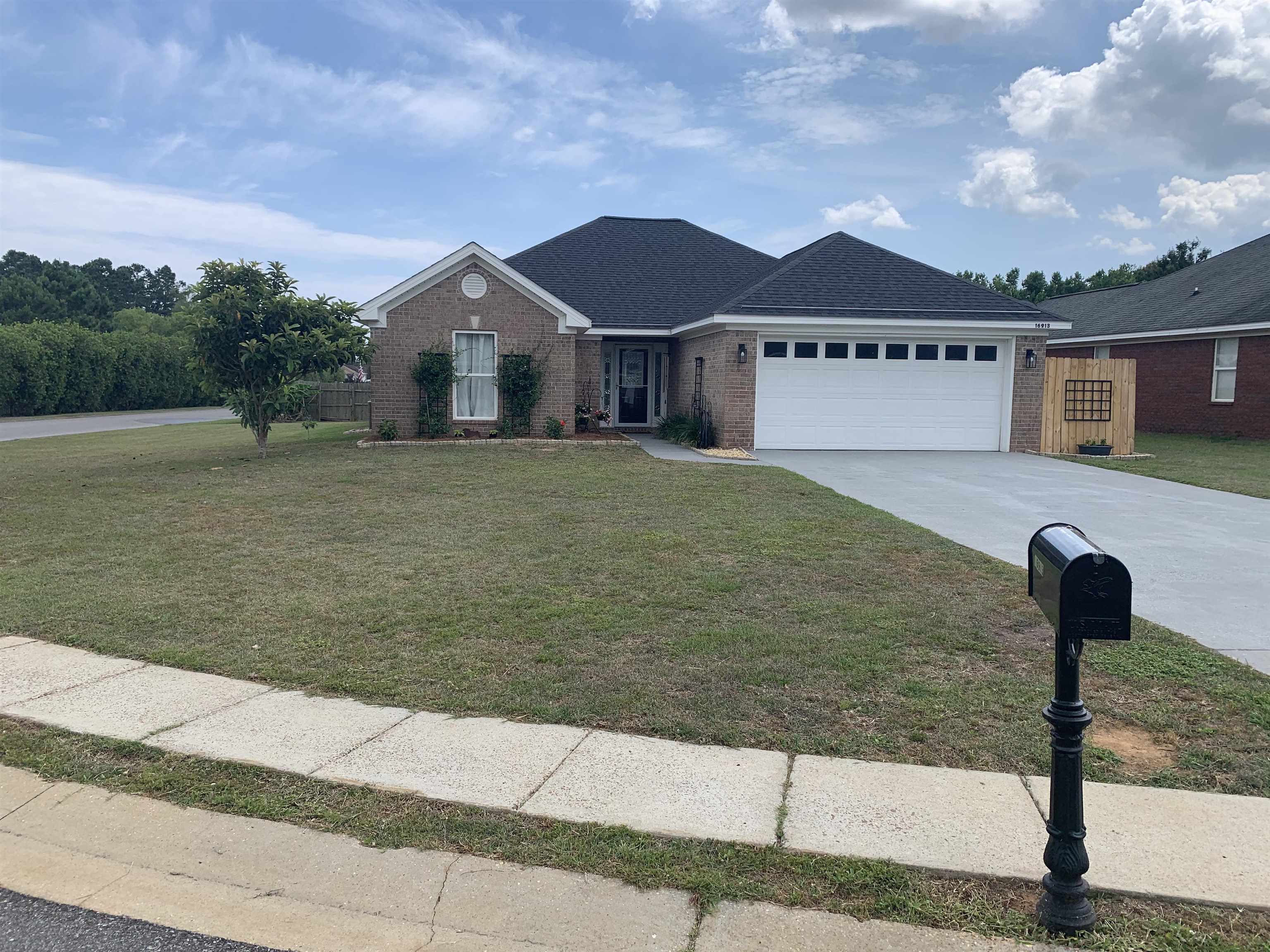 16913 Sugar Loop Foley, AL 36535 - Photo 1 of 36