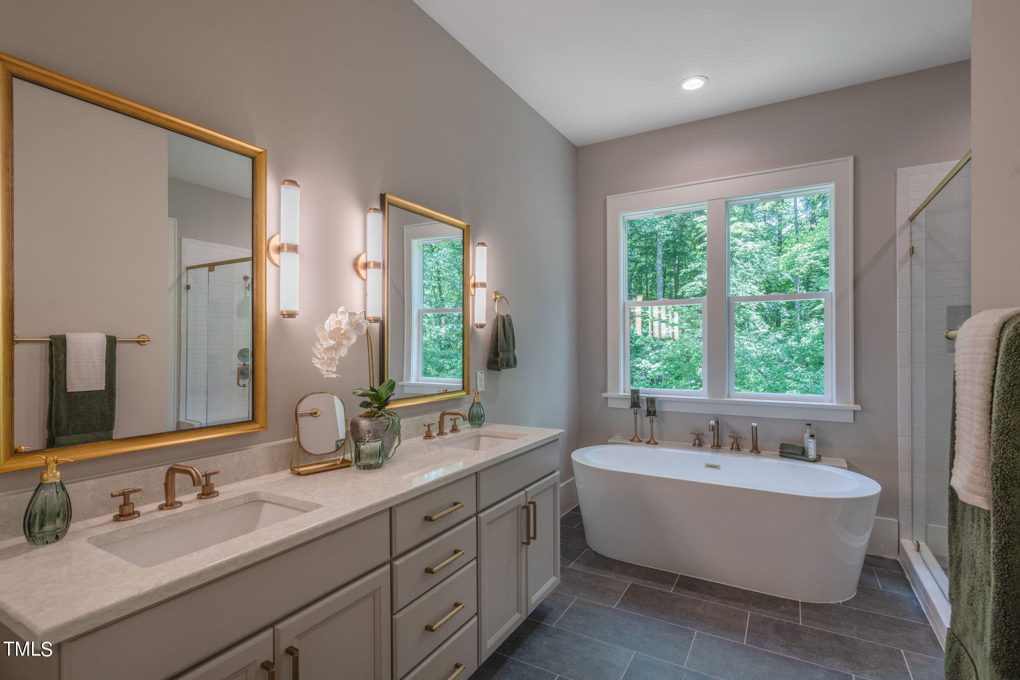 7124 Camp Side Court Raleigh, NC 27613 - Photo 16 of 50 52-web-or-mls-7124-camp-side-008