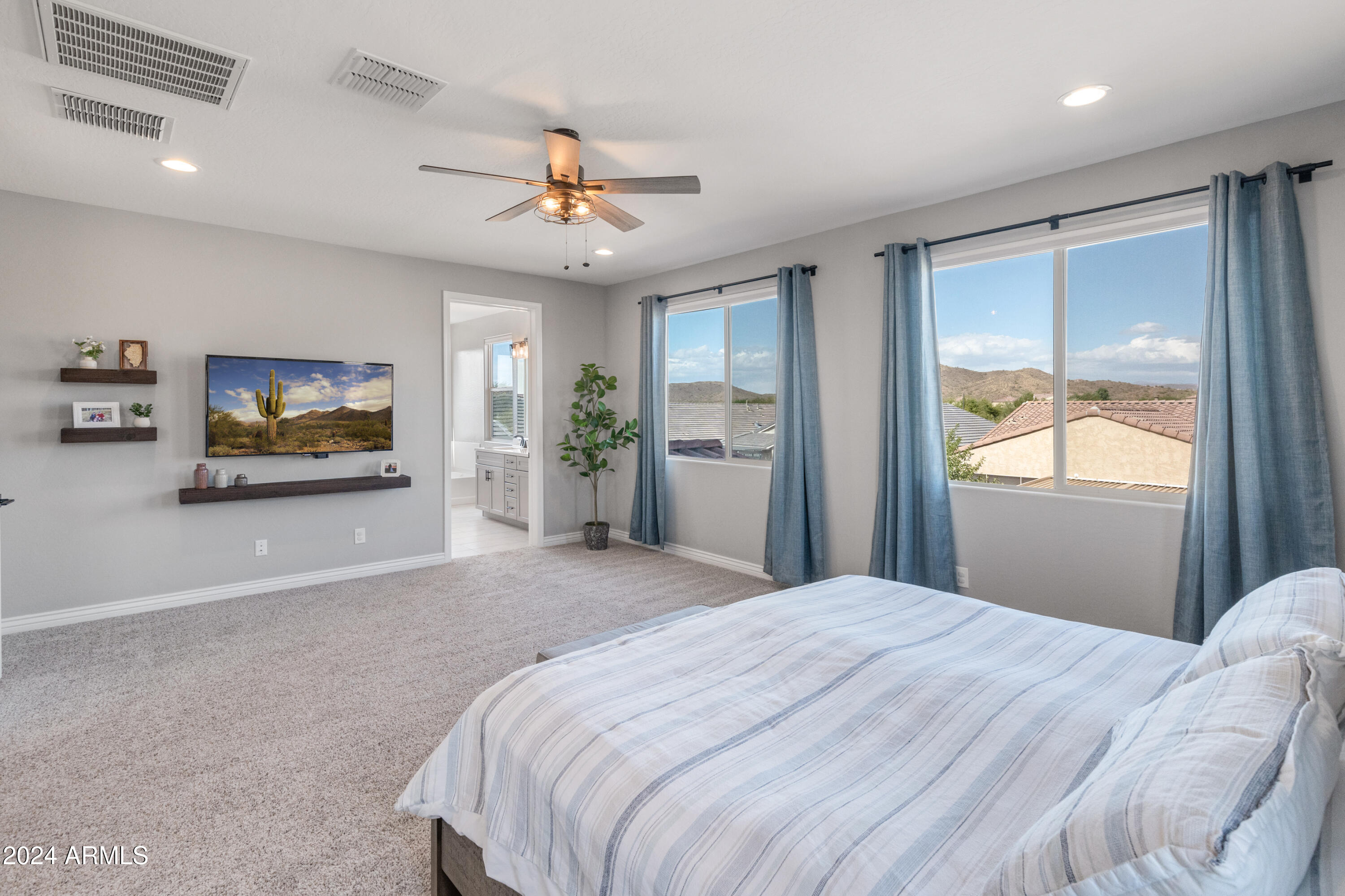 518 Balao Drive Phoenix, AZ 85085 - Photo 33 of 64 Mountain Views