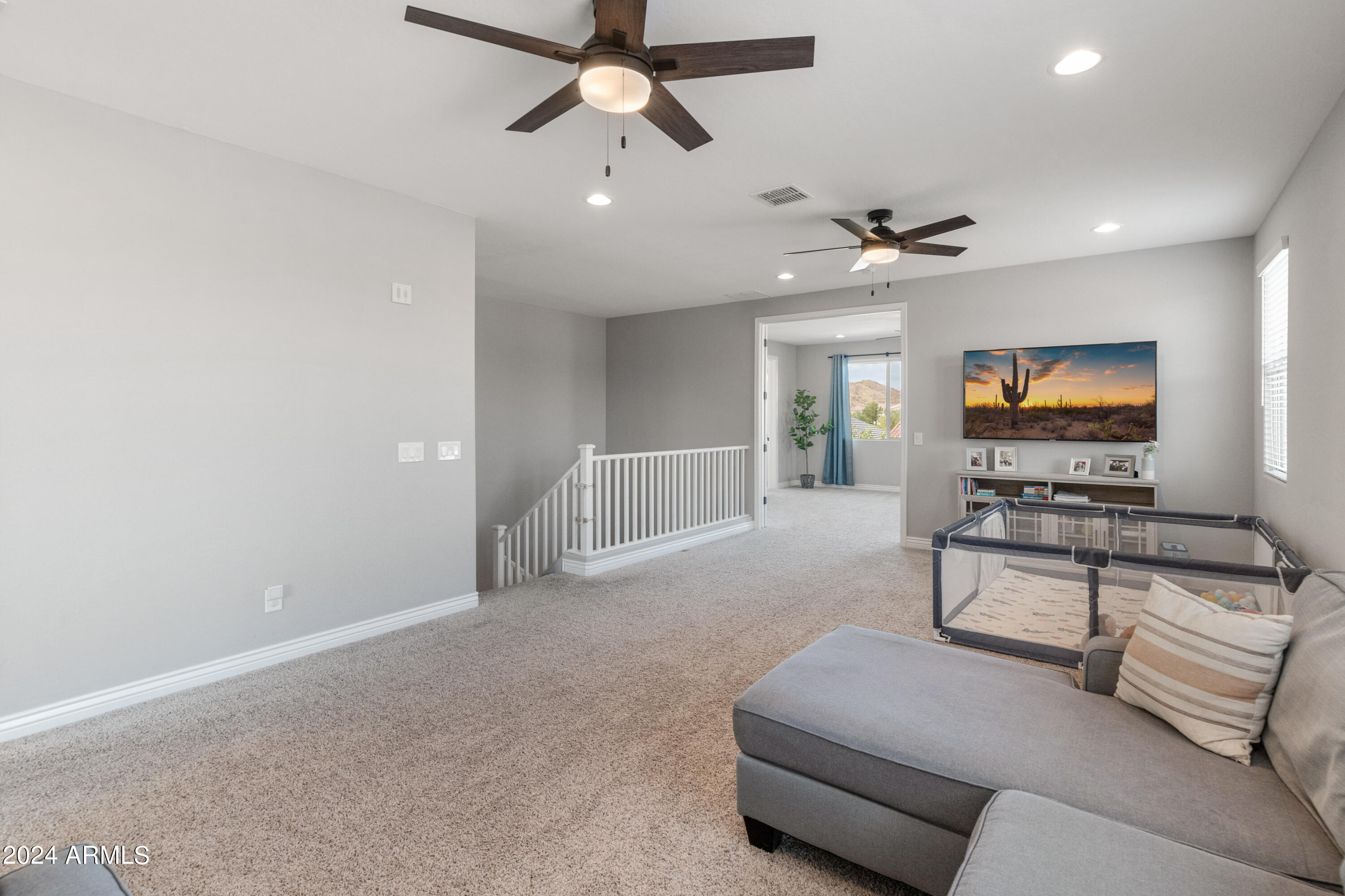 518 Balao Drive Phoenix, AZ 85085 - Photo 38 of 64 Upper Living Area