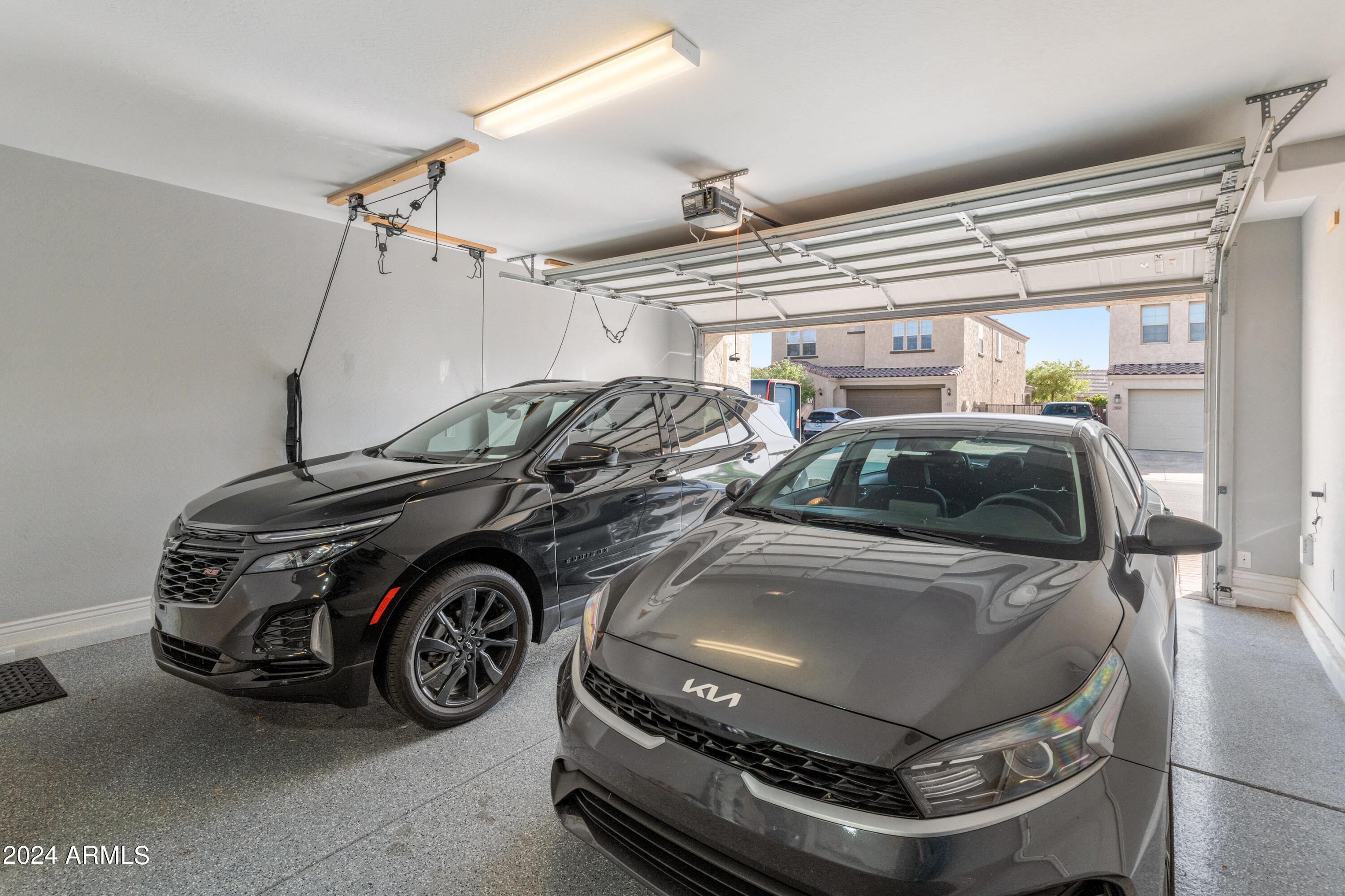 518 Balao Drive Phoenix, AZ 85085 - Photo 45 of 64 Garage