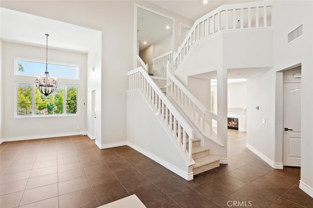 5149 Pesto Way Oak Park, CA 91377 - Photo 5 of 42 a view of entryway