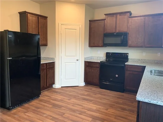 $1,900 | 788 Independence Avenue, Pendergrass, GA 30567