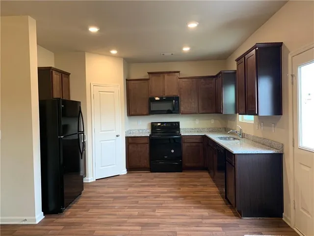 $1,900 | 788 Independence Avenue, Pendergrass, GA 30567