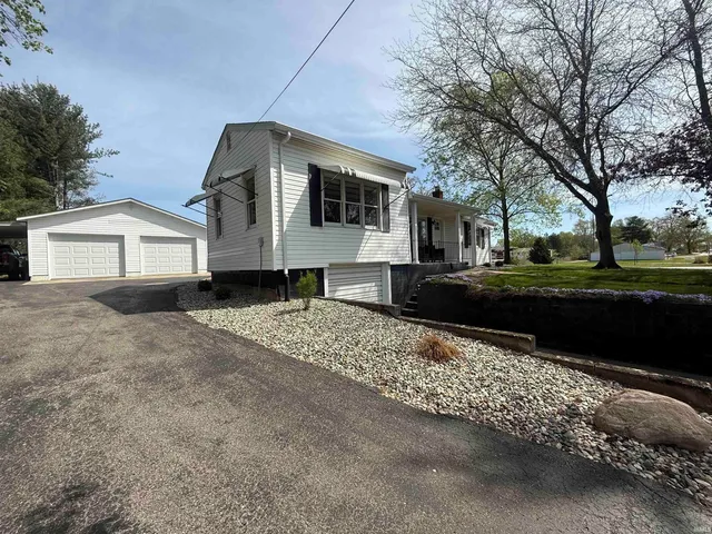 $239,000 | 550 West Jefferson Street, Culver, IN 46511