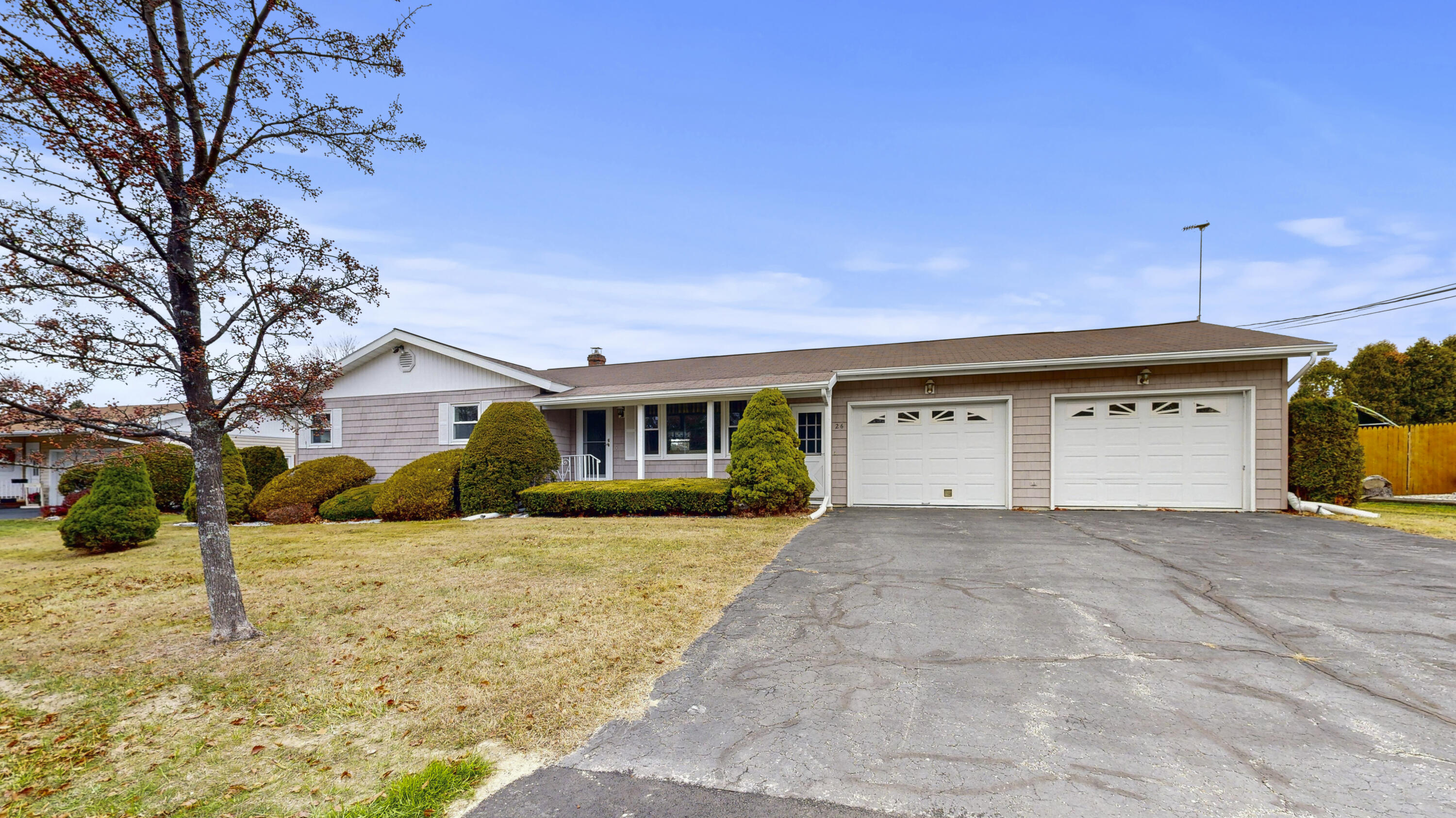 26 Orestis Way Lewiston, ME 04240 - Photo 3 of 46 26-Orestis-Way-11212024_154413