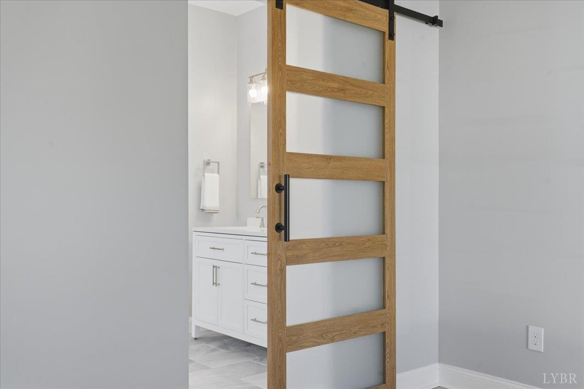 503 Henry Street Gretna, VA 24557 - Photo 19 of 37