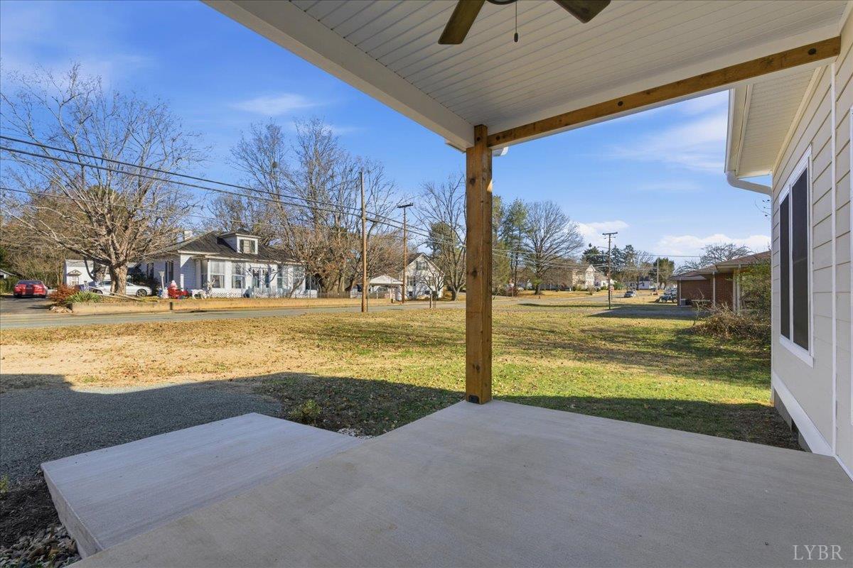 503 Henry Street Gretna, VA 24557 - Photo 30 of 37