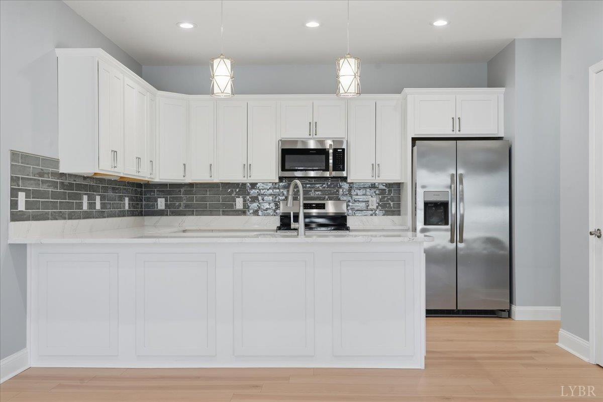 503 Henry Street Gretna, VA 24557 - Photo 7 of 37