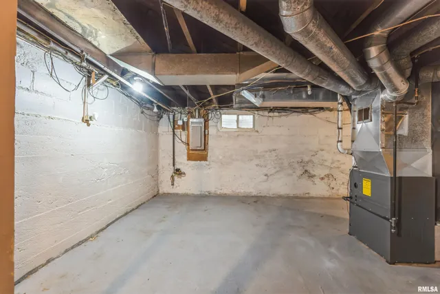 $189,999 | 507 6th Avenue, Fulton, IL 61252