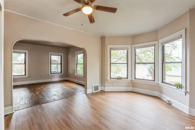 $189,999 | 507 6th Avenue, Fulton, IL 61252