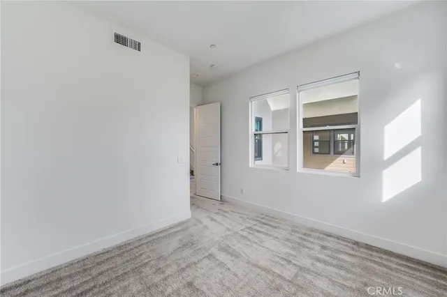 $7,000 | 106 Draw, Irvine, CA 92618