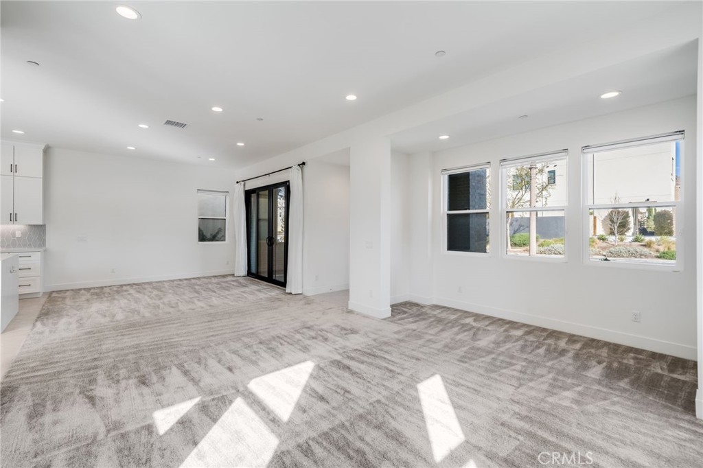 106 Draw Irvine, CA 92618 - Photo 6 of 40