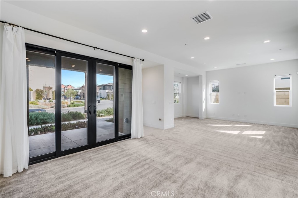 106 Draw Irvine, CA 92618 - Photo 8 of 40