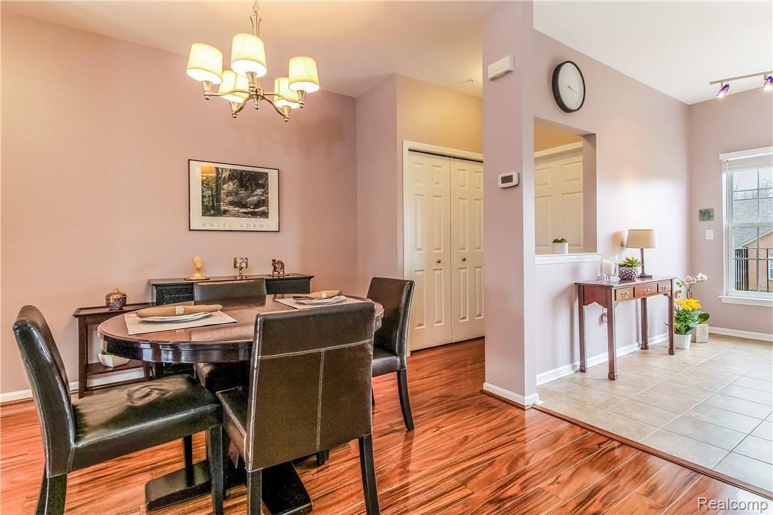 568 Cherry Orchard Road Canton, MI 48188 - Photo 9 of 37 009-Dining_Room-5563547-large.jpg