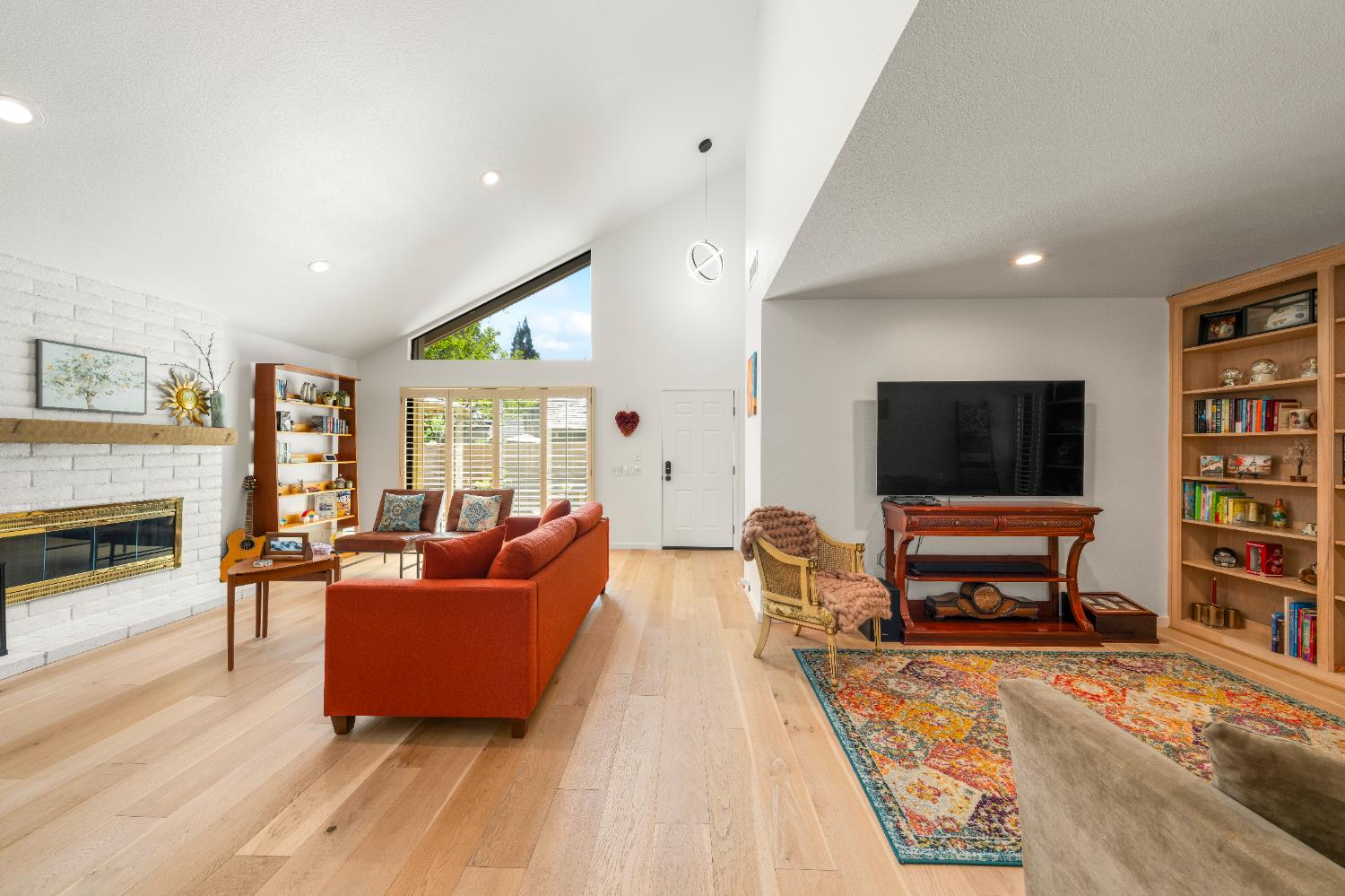 2188 Promontory Point Lane Gold River, CA 95670 - Photo 6 of 45