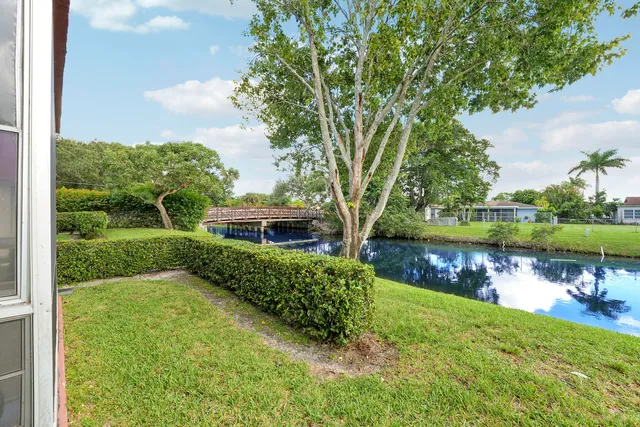 $99,000 | 12014 Greenway Circle South, Unit 109, Royal Palm Beach, FL 33411