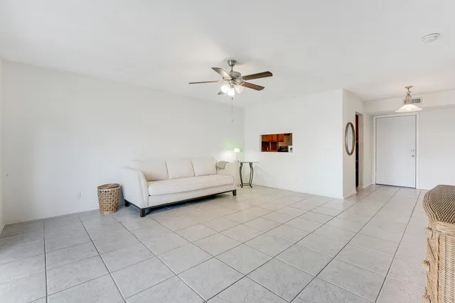 $99,000 | 12014 Greenway Circle South, Unit 109, Royal Palm Beach, FL 33411