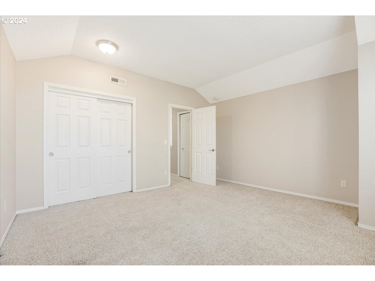 10570 Southwest Windsor Court Portland, OR 97223 - Photo 29 of 35 a view of an empty room