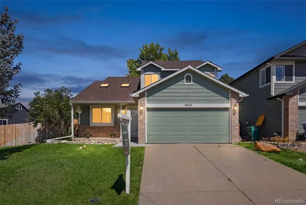 $520,000 | 4924 South Dunkirk Way, Centennial, CO 80015