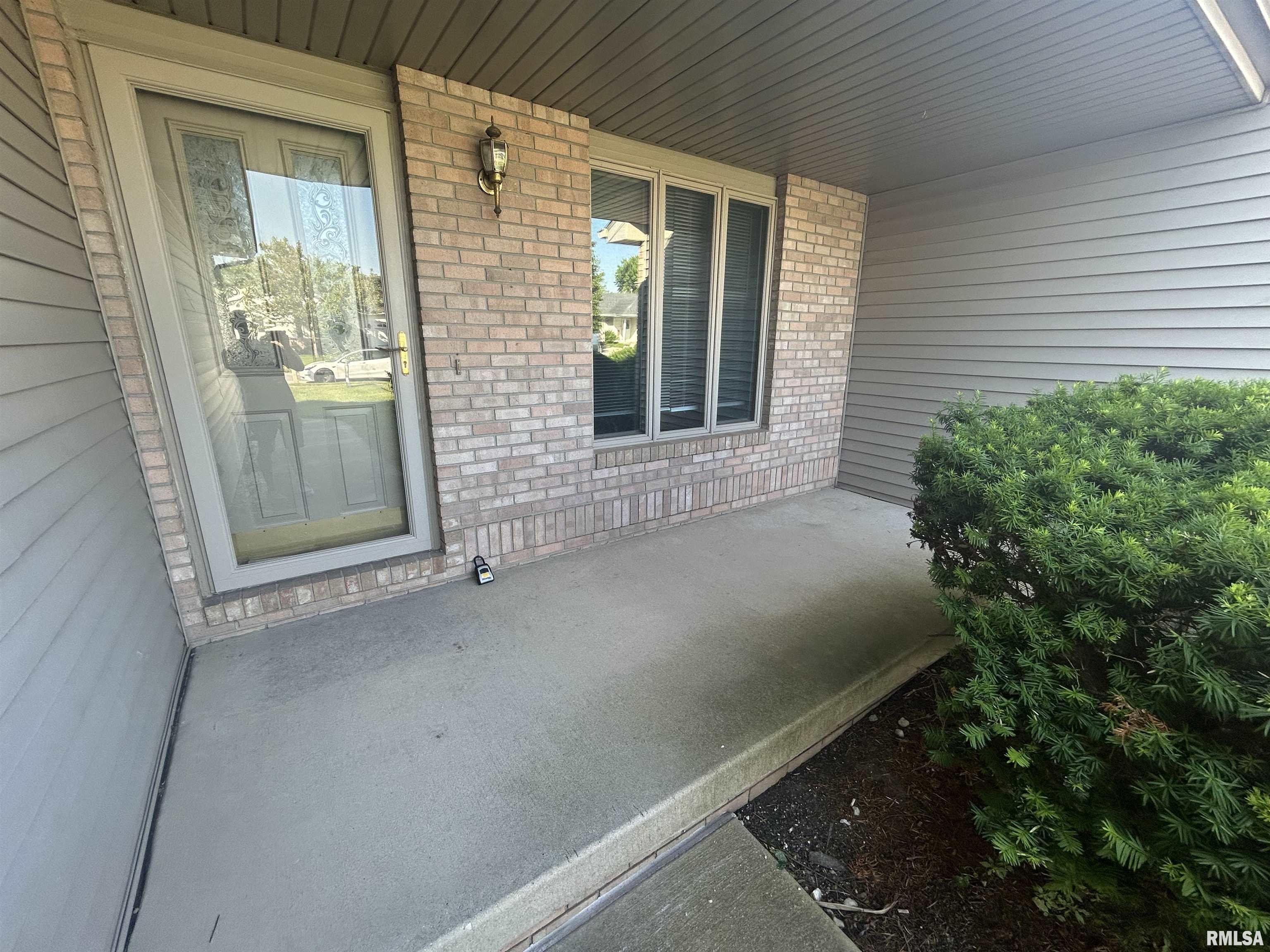 2304 Cormorant Drive Springfield, IL 62711 - Photo 17 of 17