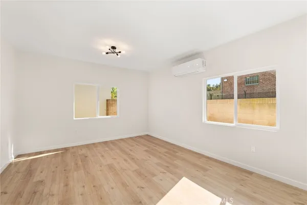 $1,525,000 | 2155 Euclid Avenue, Long Beach, CA 90815