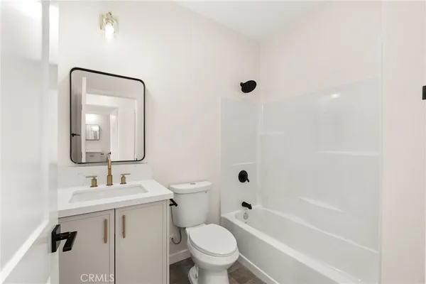 $1,525,000 | 2155 Euclid Avenue, Long Beach, CA 90815